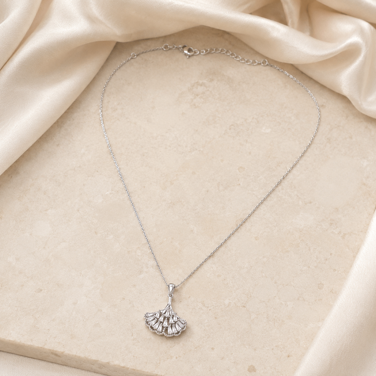 Collier Éventail